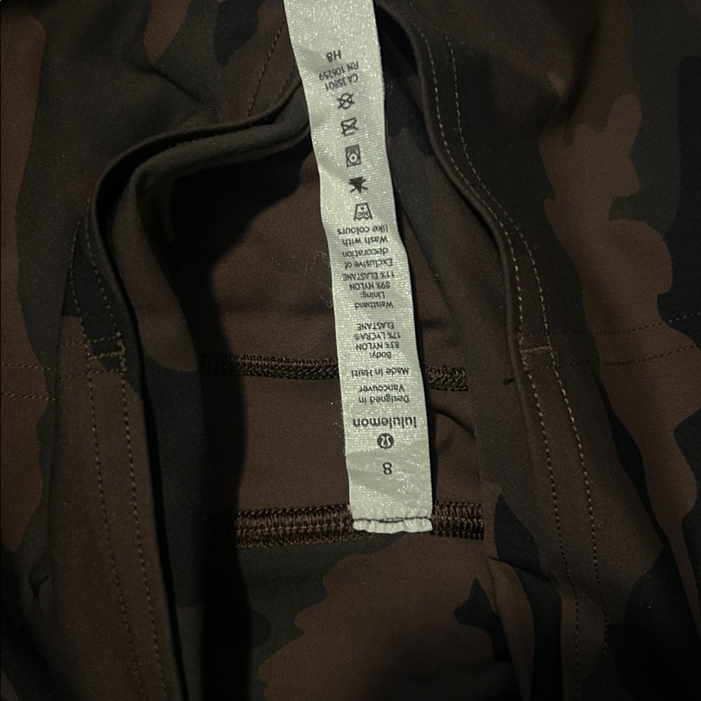 Lululemon Camo Biker Shorts Brown 8 - Picture 3 of 3